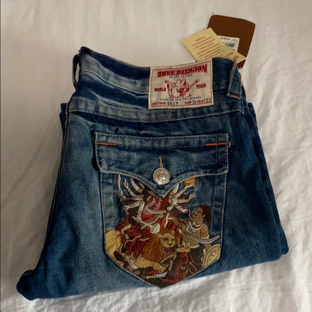 True Religion - Picture 3 of 3